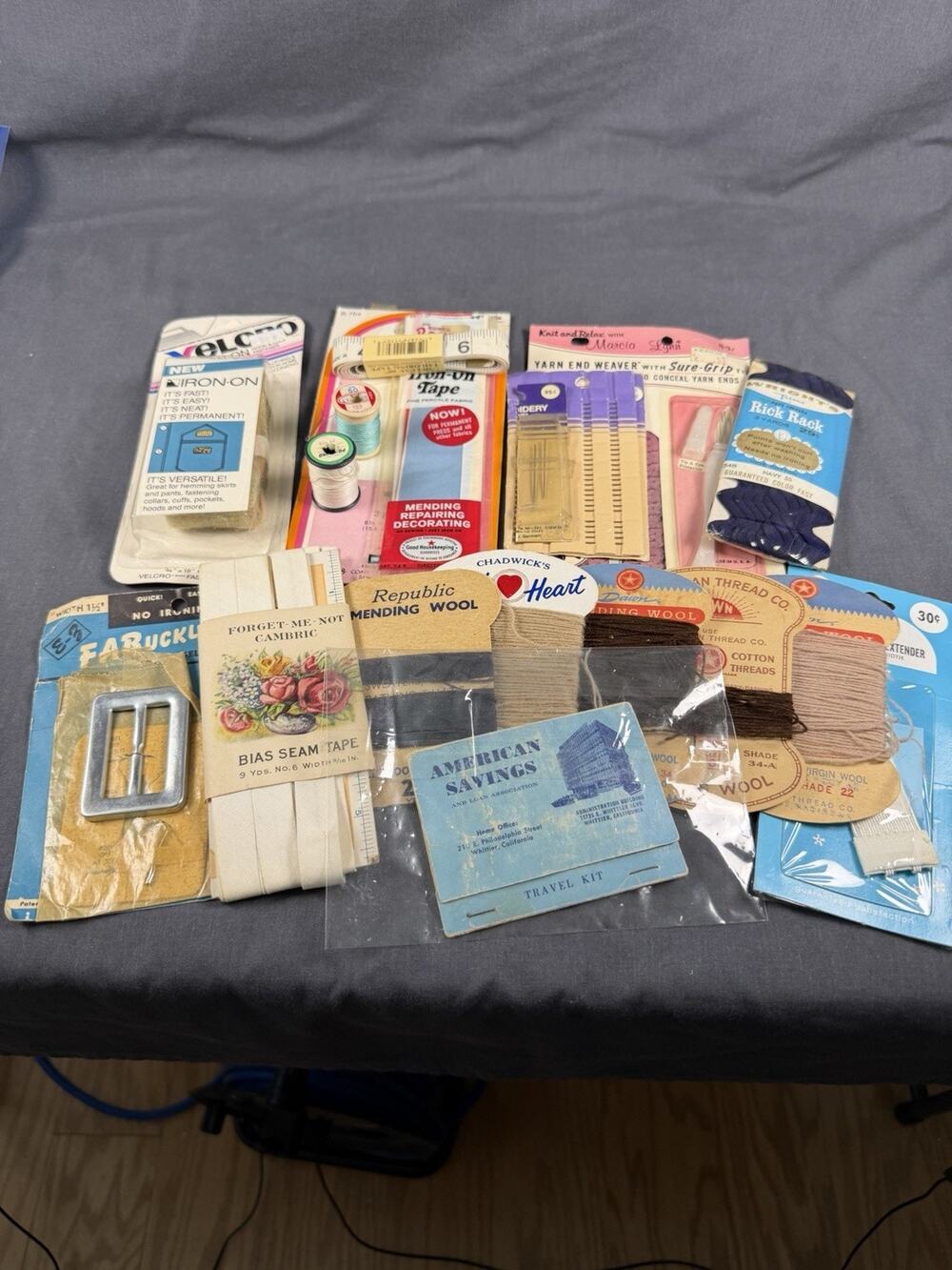 Lot 16 Vintage Sewing Notions Pins Velcro Binding Thread Buckle Tape Measure Mor